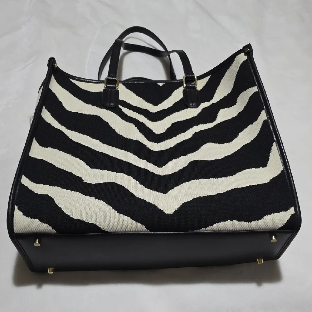 Viola Castellani Stylish‎ Zebra Print Tote Bag